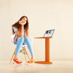 bink-1025-bdi-tangerine-mobile-table-lifetsyle-1